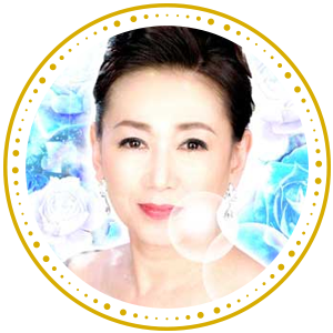 ミディア．先生